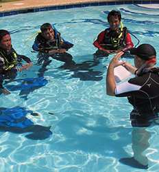 Curso Descubriendo el Buceo o de Actualización PADI en Tamarindo